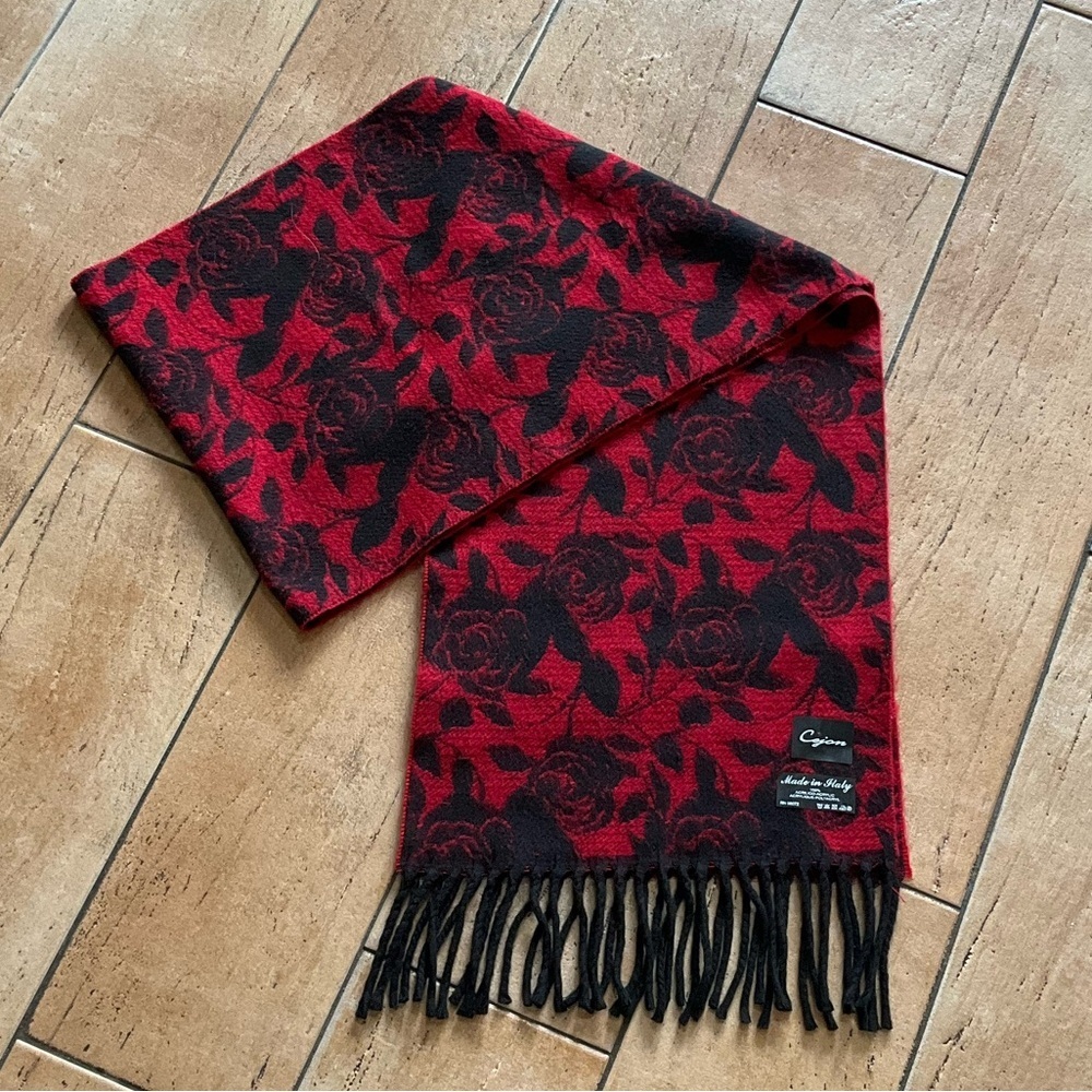 Cejon Oblong Floral Scarf